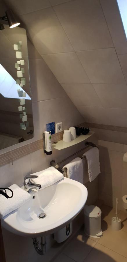 Airport Hotel One Aparthotel Sylt Dış mekan fotoğraf