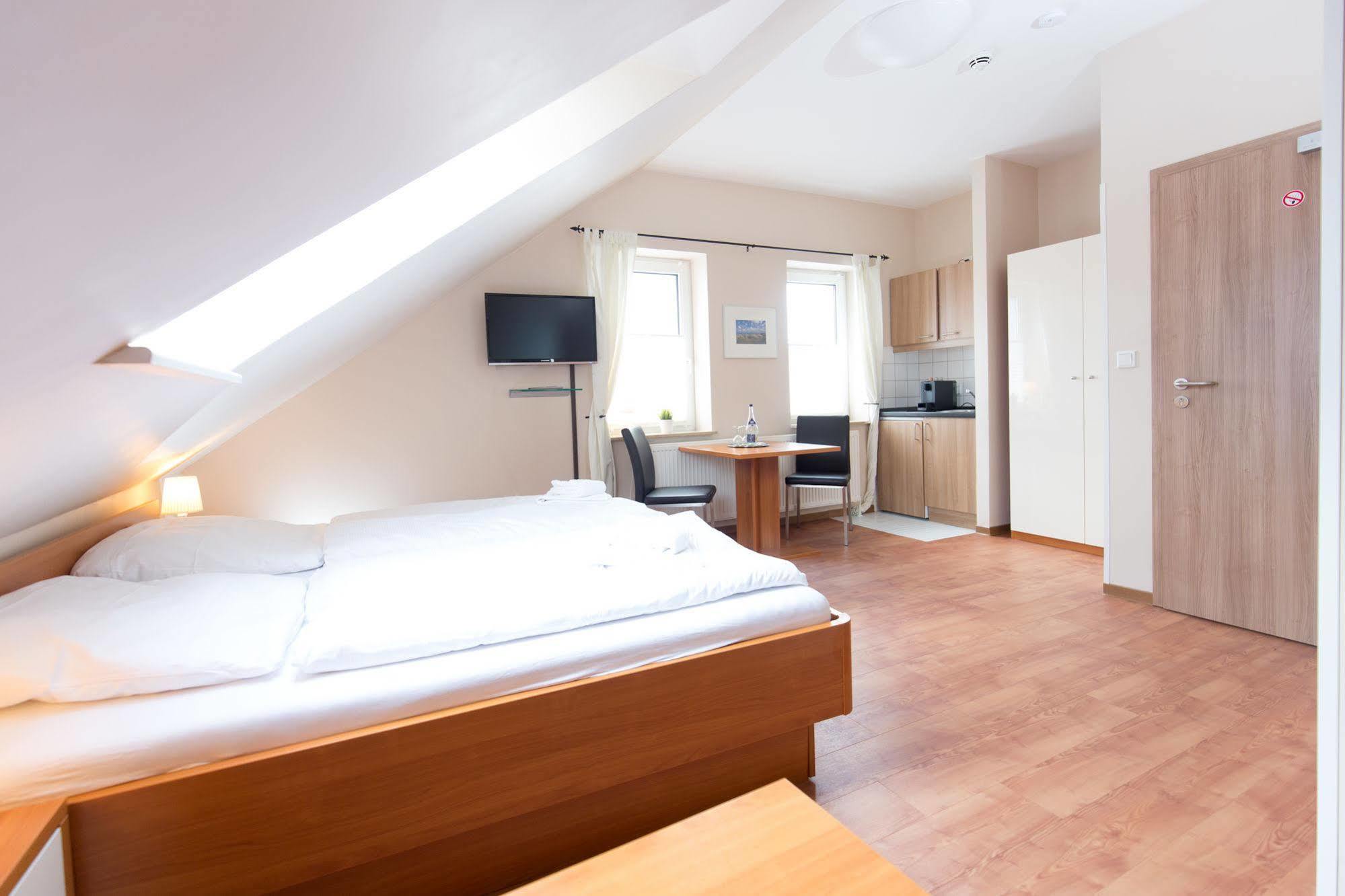 Airport Hotel One Aparthotel Sylt Dış mekan fotoğraf